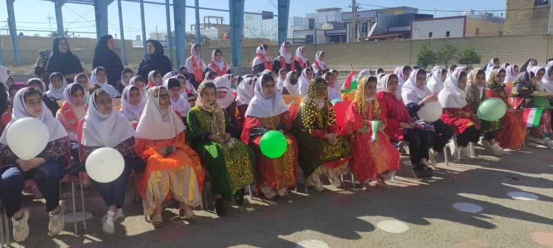 برنامه خاطره گویی انقلاب در دیلم برگزار شد