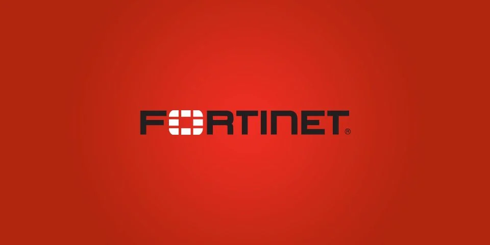 راهنمای کامل خرید فایروال برند فورتی نت