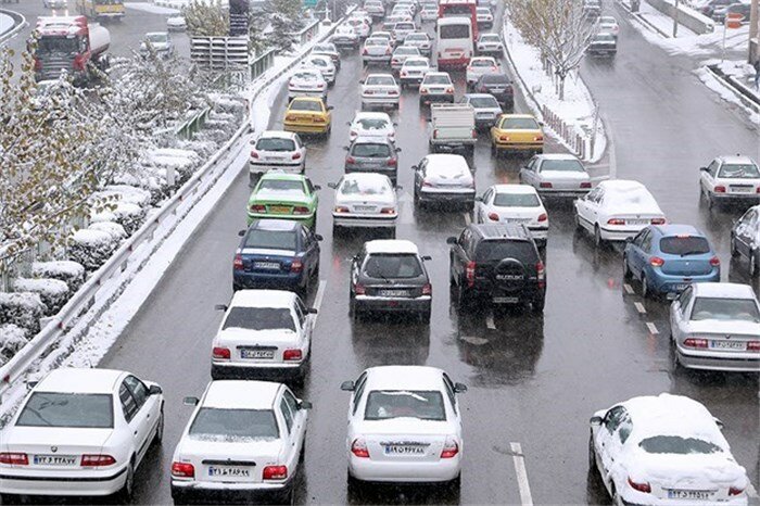 تردد روان در جاده های شمالی/ ترافیک سنگین در ورودی شهر کرج