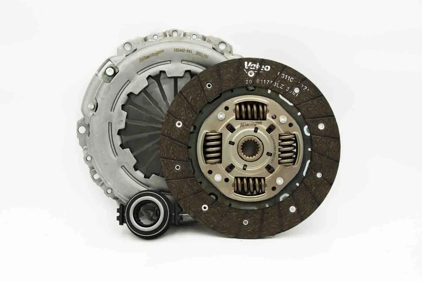 کیت کلاچ چیست و چه زمانی باید تعویض شود؟