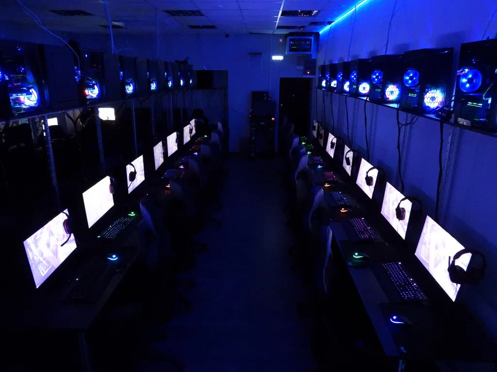 تلویزیون | ps4 تعرفه گیم نت پلی استیشن ۵ چقدر است